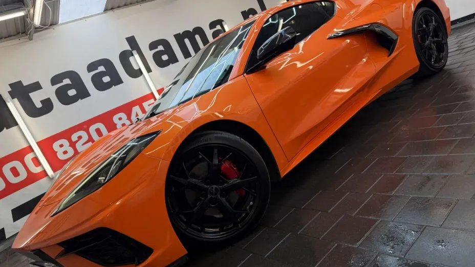 CHEVROLET (USA) Corvette -