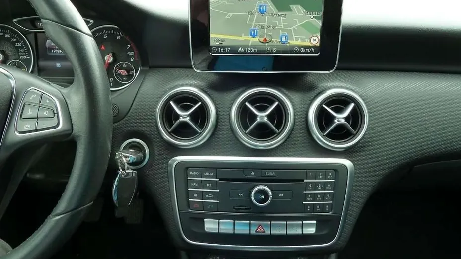MERCEDES-BENZ A Klasa -