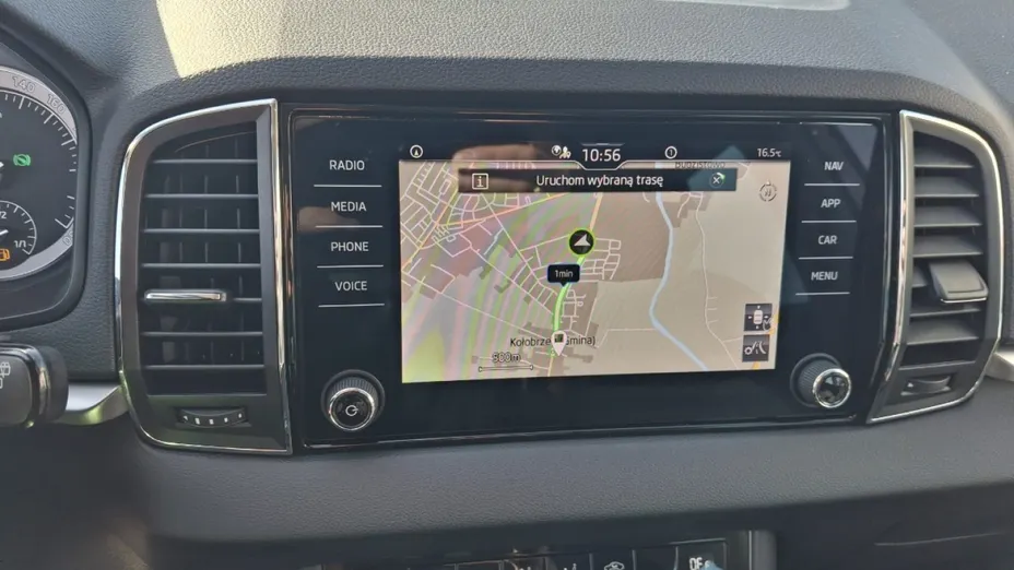 SKODA Karoq -
