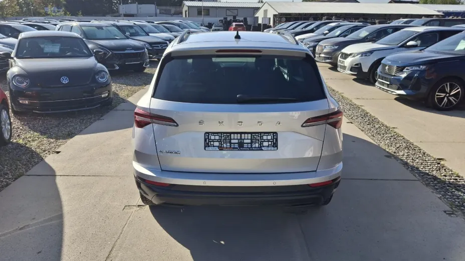 SKODA Karoq -