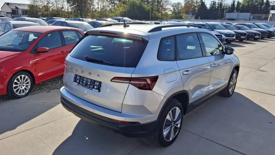 SKODA Karoq -