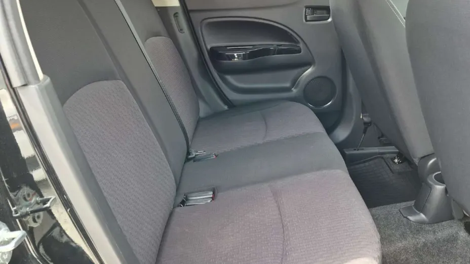 MITSUBISHI Space Star -