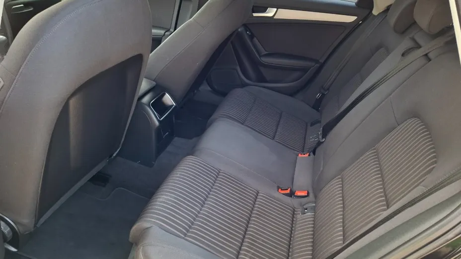AUDI A4 -