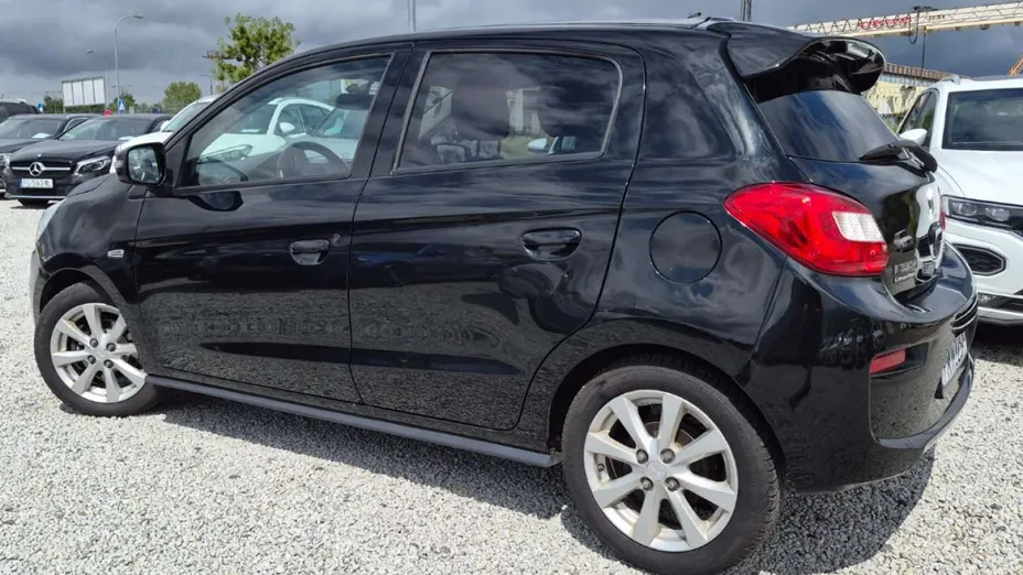 MITSUBISHI Space Star -