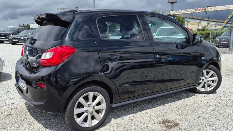 MITSUBISHI Space Star -