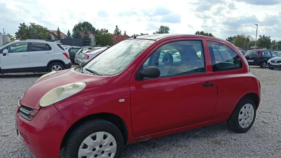 NISSAN Micra -