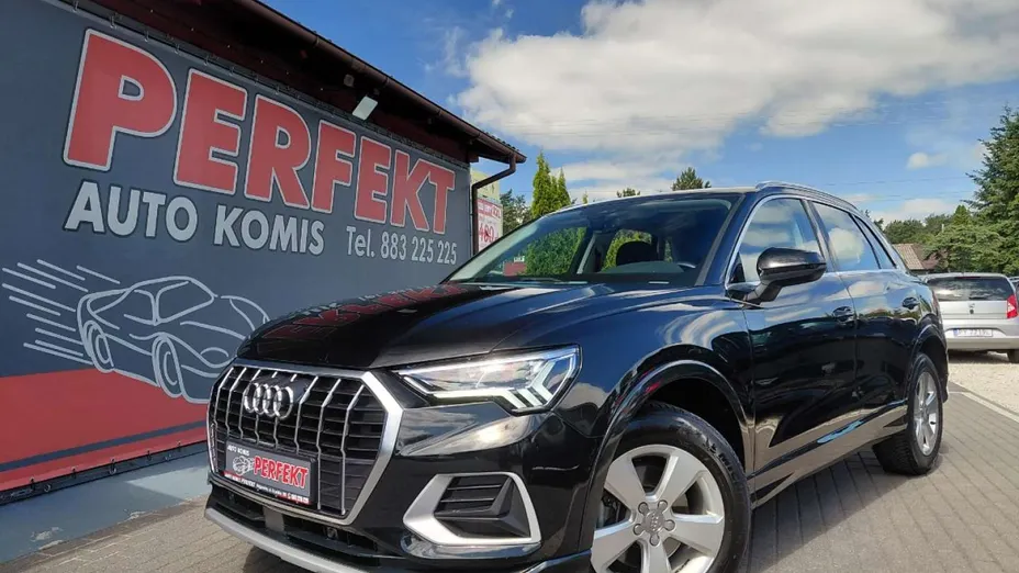 AUDI Q3 -