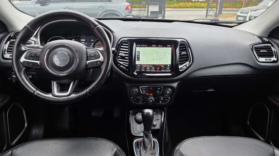 JEEP Compass -