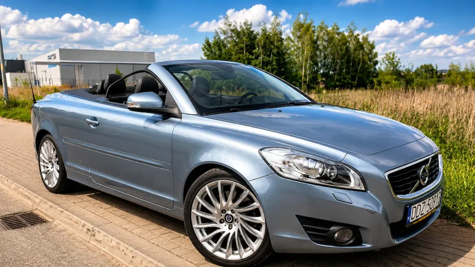 VOLVO C70 -
