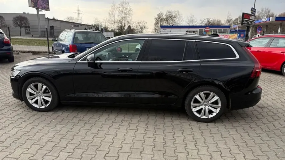 VOLVO V60 -