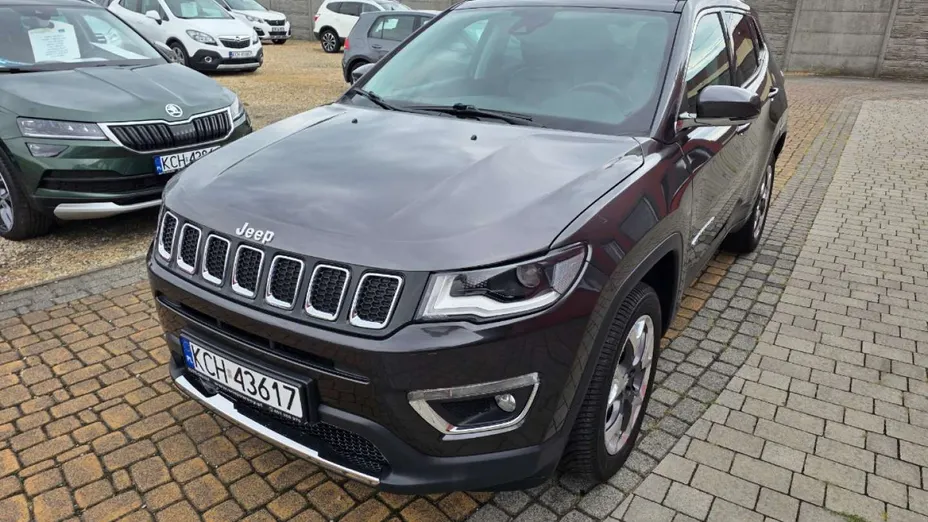 JEEP Compass -