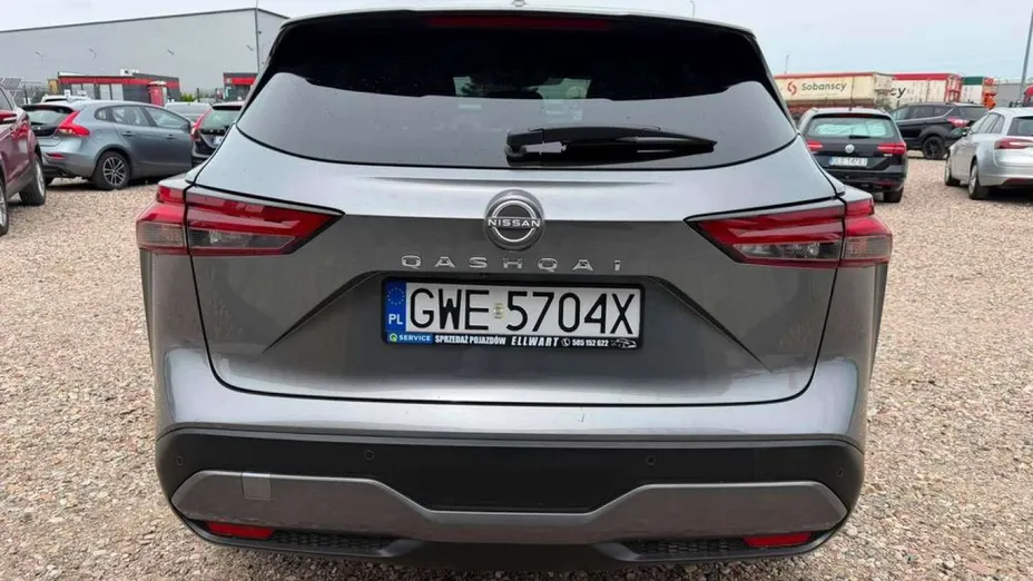NISSAN Qashqai -