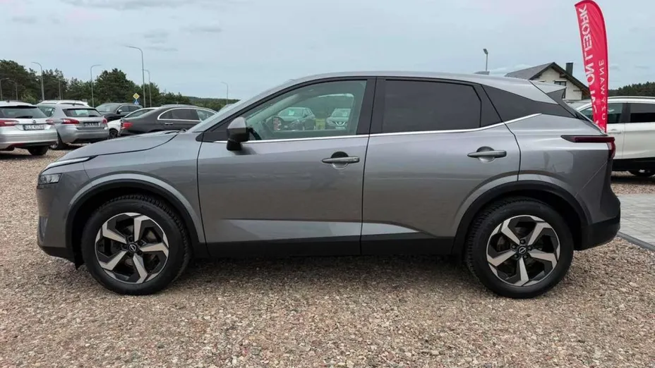 NISSAN Qashqai -