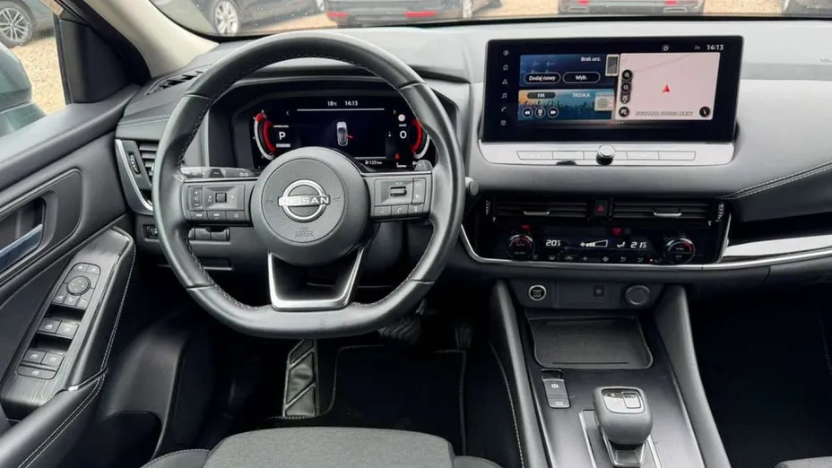 NISSAN Qashqai -