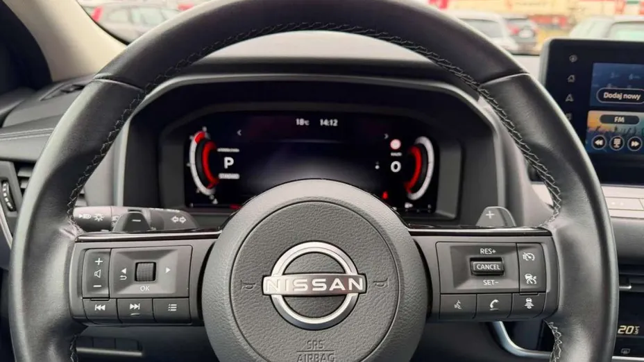 NISSAN Qashqai -