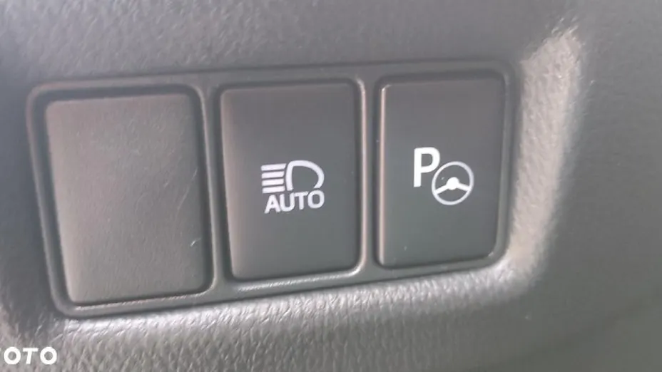 TOYOTA C-HR -