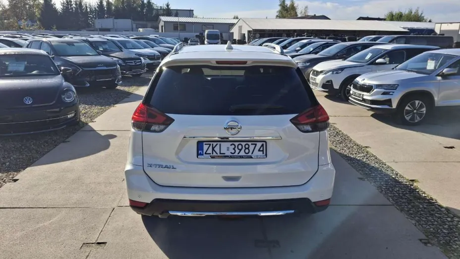 NISSAN X-Trail -