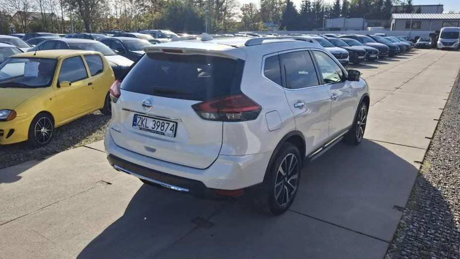 NISSAN X-Trail -