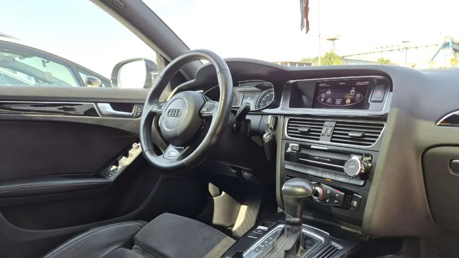 AUDI A4 Avant -