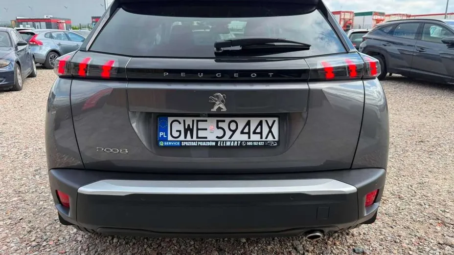 PEUGEOT 2008 -