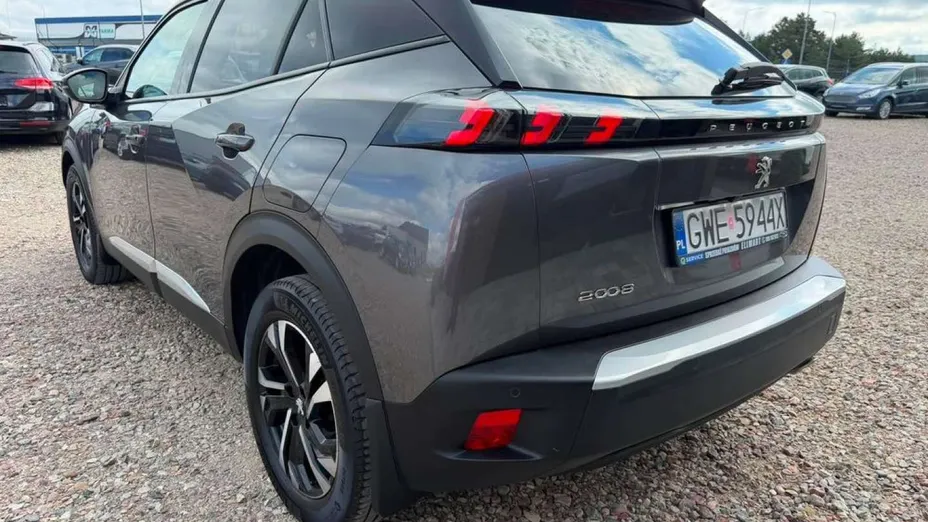 PEUGEOT 2008 -
