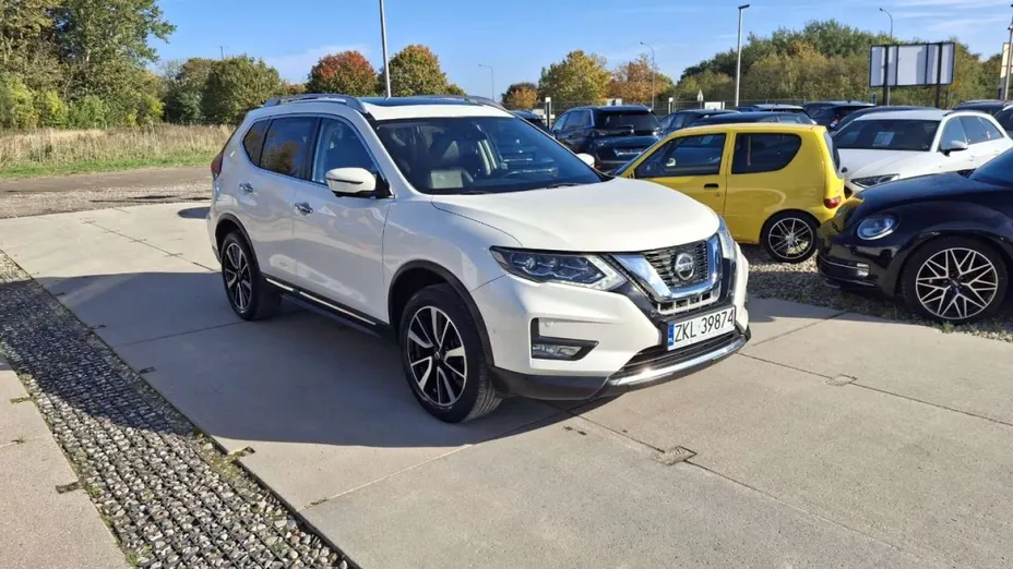 NISSAN X-Trail -