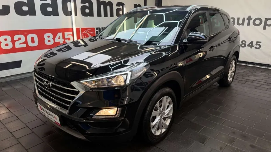 HYUNDAI Tucson -