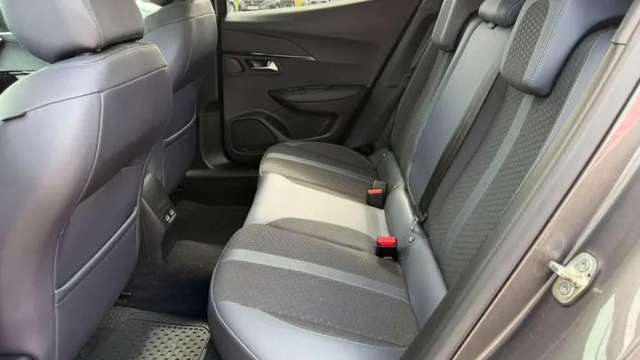 PEUGEOT 2008 -