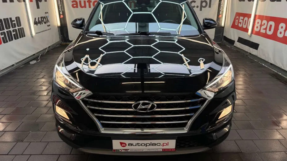 HYUNDAI Tucson -