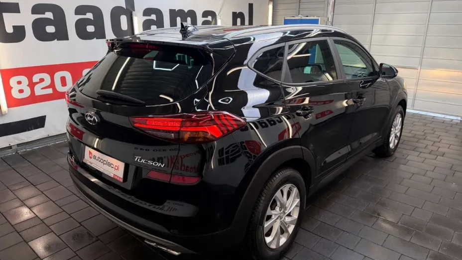 HYUNDAI Tucson -