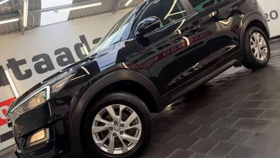 HYUNDAI Tucson -