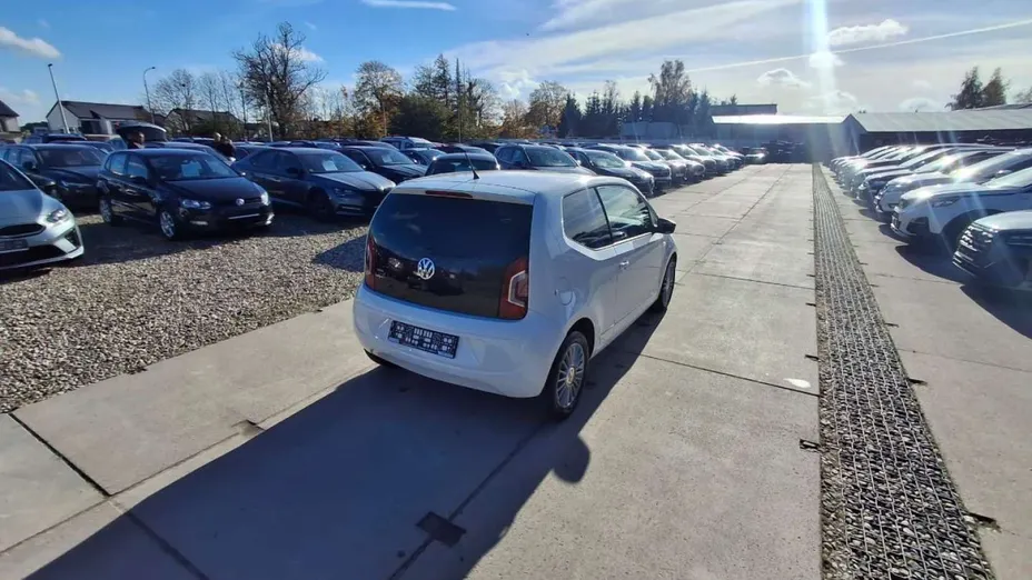 VOLKSWAGEN up! -