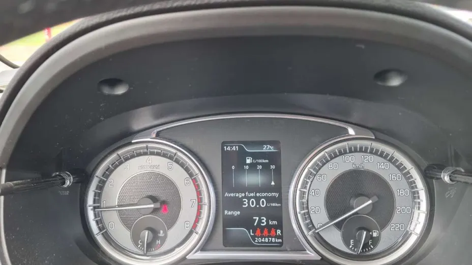 SUZUKI Vitara -