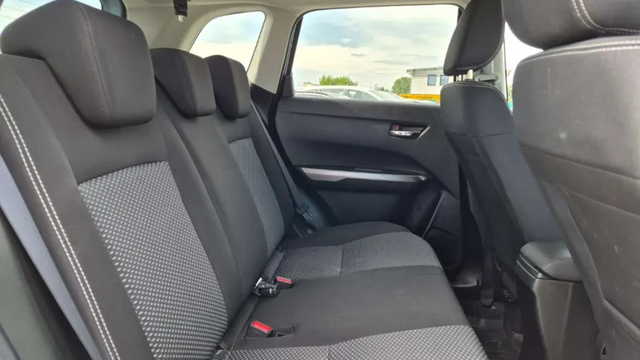 SUZUKI Vitara -