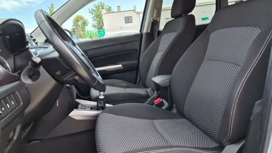SUZUKI Vitara -