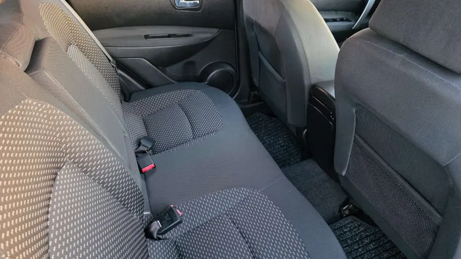 NISSAN Qashqai -