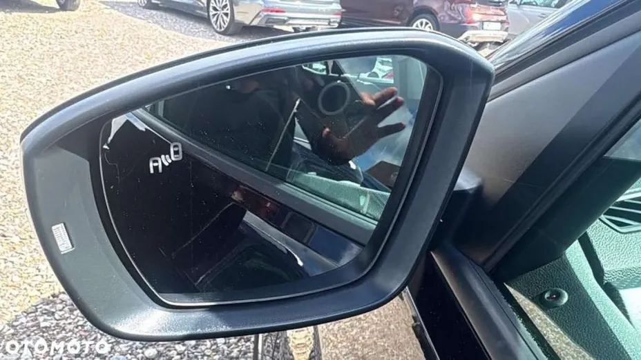 VOLKSWAGEN T-Cross -