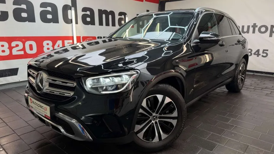 MERCEDES-BENZ GLC -