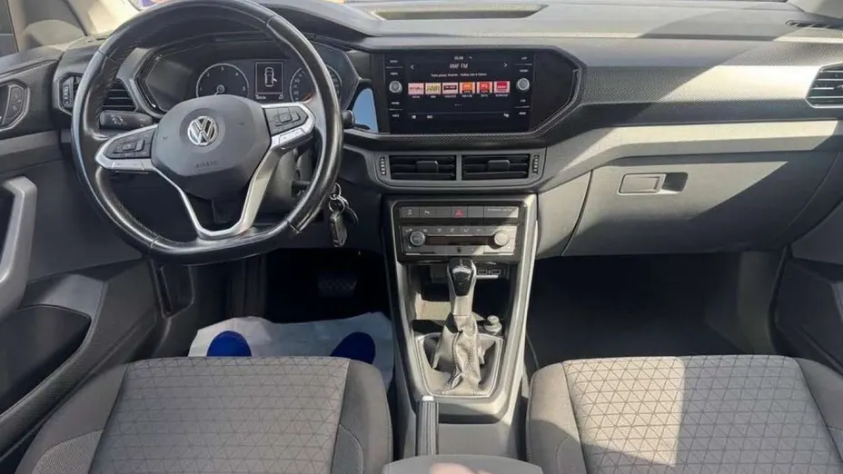 VOLKSWAGEN T-Cross -