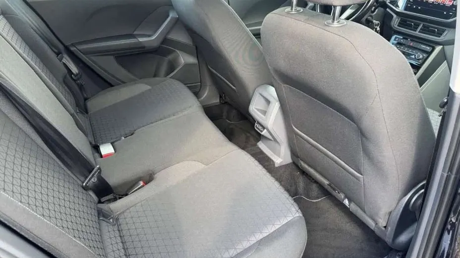VOLKSWAGEN T-Cross -
