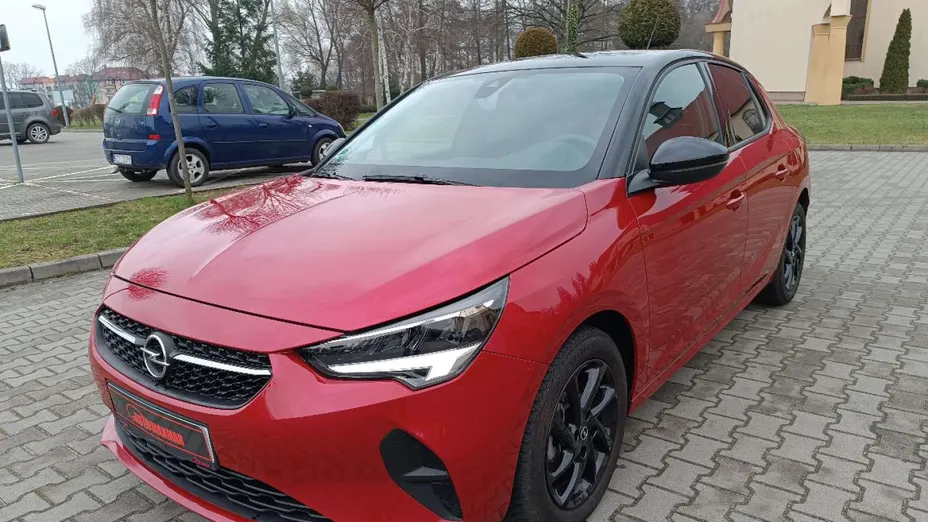 OPEL Corsa -