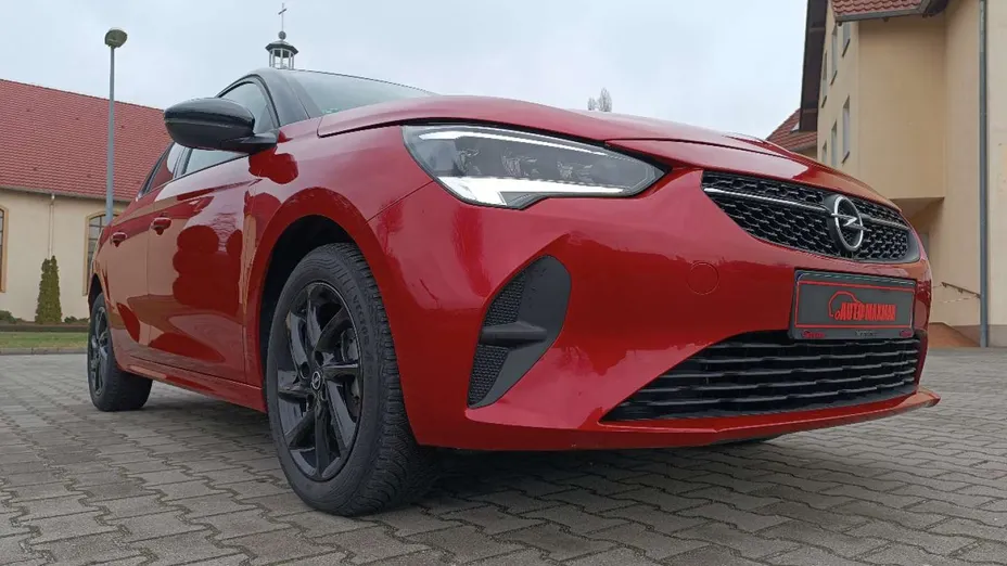 OPEL Corsa -