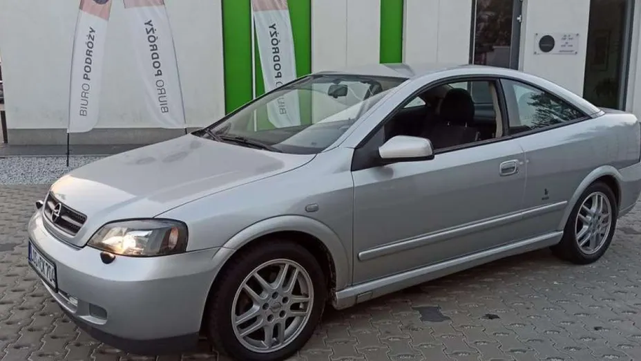 OPEL Astra -