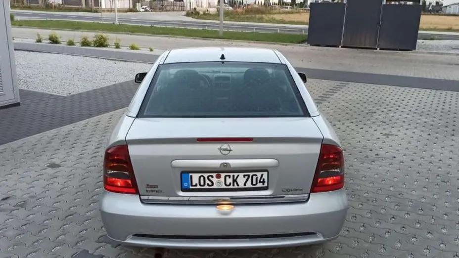 OPEL Astra -