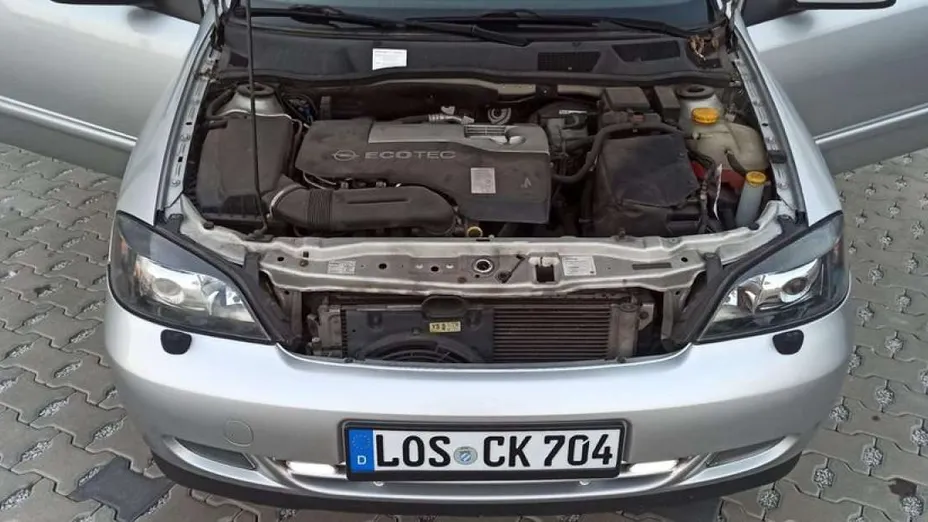 OPEL Astra -