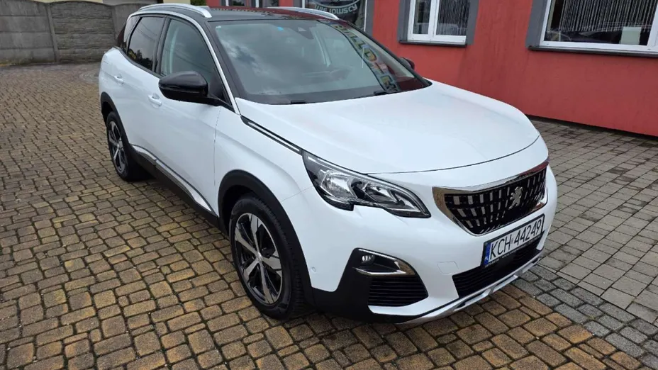 PEUGEOT 3008 -