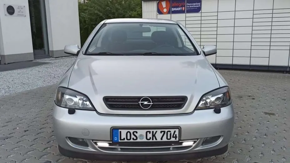 OPEL Astra -