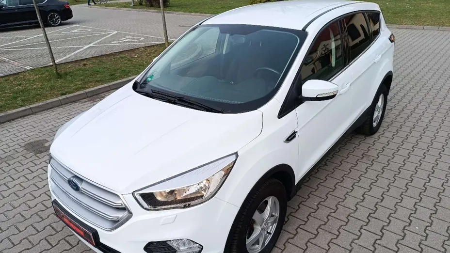 FORD Kuga -