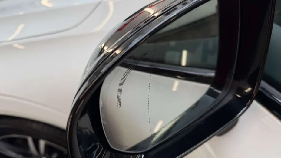 VOLVO XC60 -