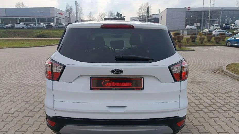 FORD Kuga -